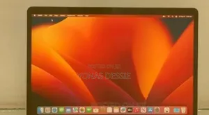 New Laptop Apple MacBook Pro 2022 M2 8GB SSD 256GB