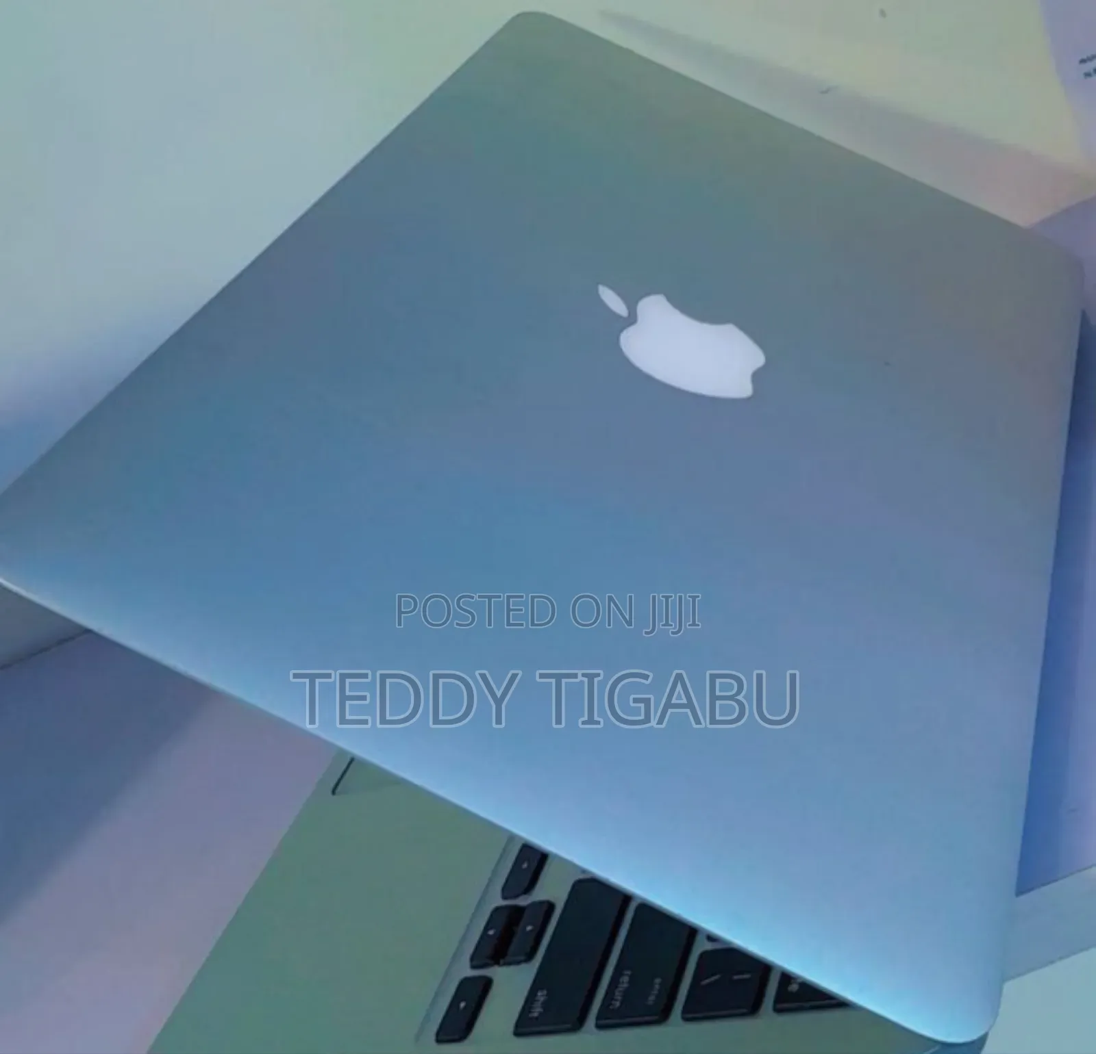 New Laptop Apple MacBook Air 2013 4GB Intel Core I5 SSD 256GB