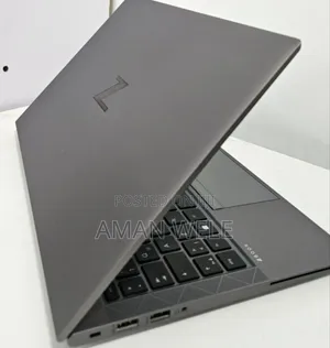 New Laptop HP ZBook Firefly 14 G7 16GB Intel Core I7 SSD 1T