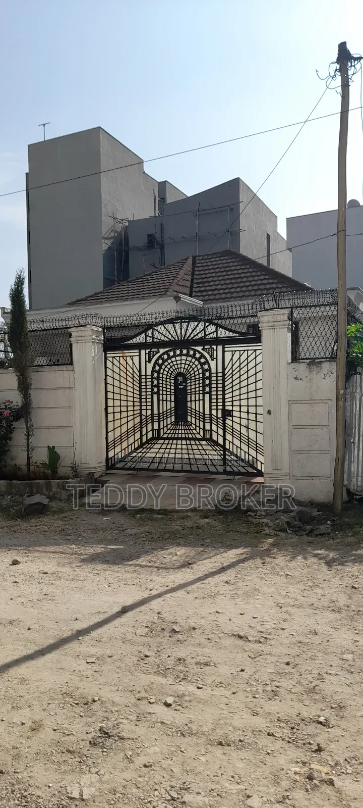 5bdrm House in Haile Garment, Nifas Silk-Lafto for sale