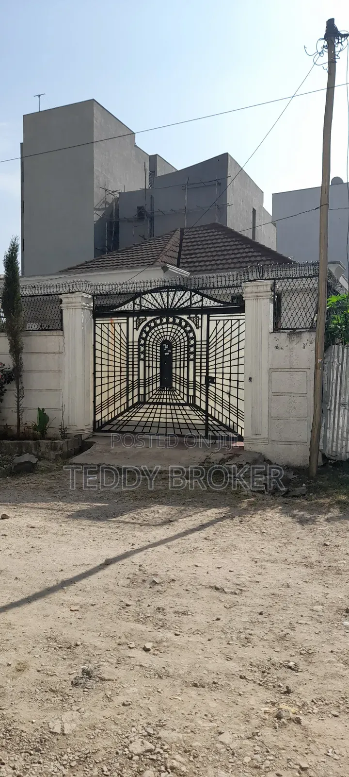 5bdrm House in Haile Garment, Nifas Silk-Lafto for sale