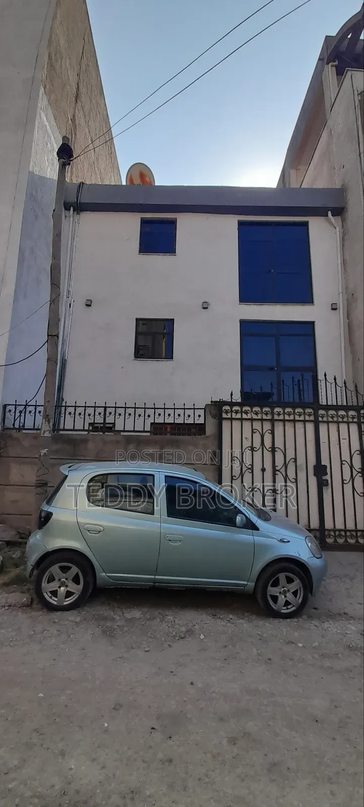 5bdrm House in Haile Garment, Nifas Silk-Lafto for sale