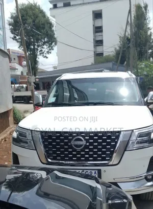 Nissan Patrol 2016 White