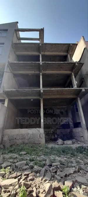 6bdrm House in Haile Garment, Nifas Silk-Lafto for sale