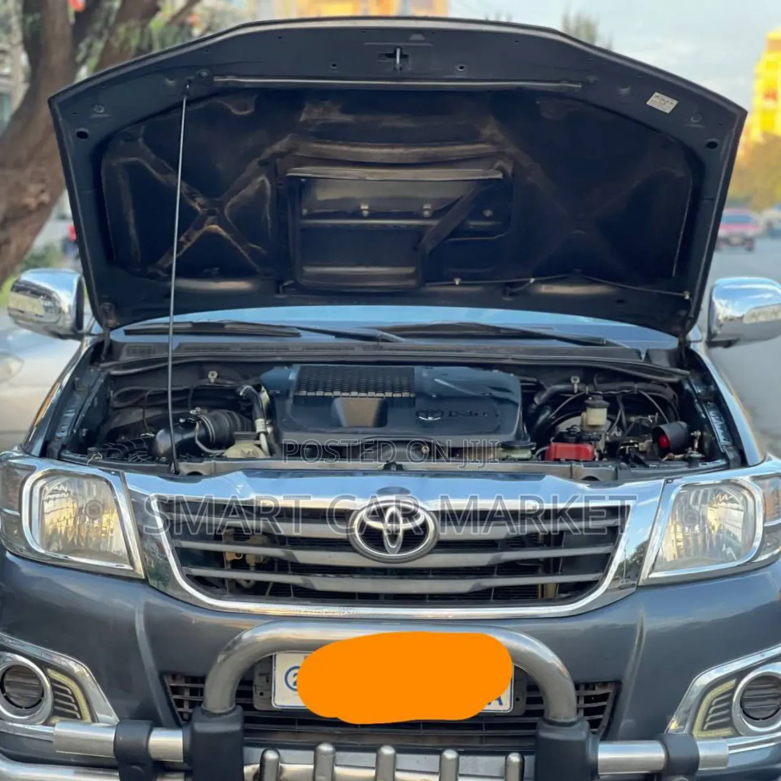 Toyota Hilux 2013 Gray