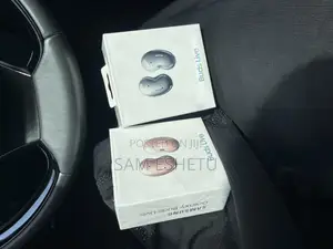 Photo - Samsung Airpods