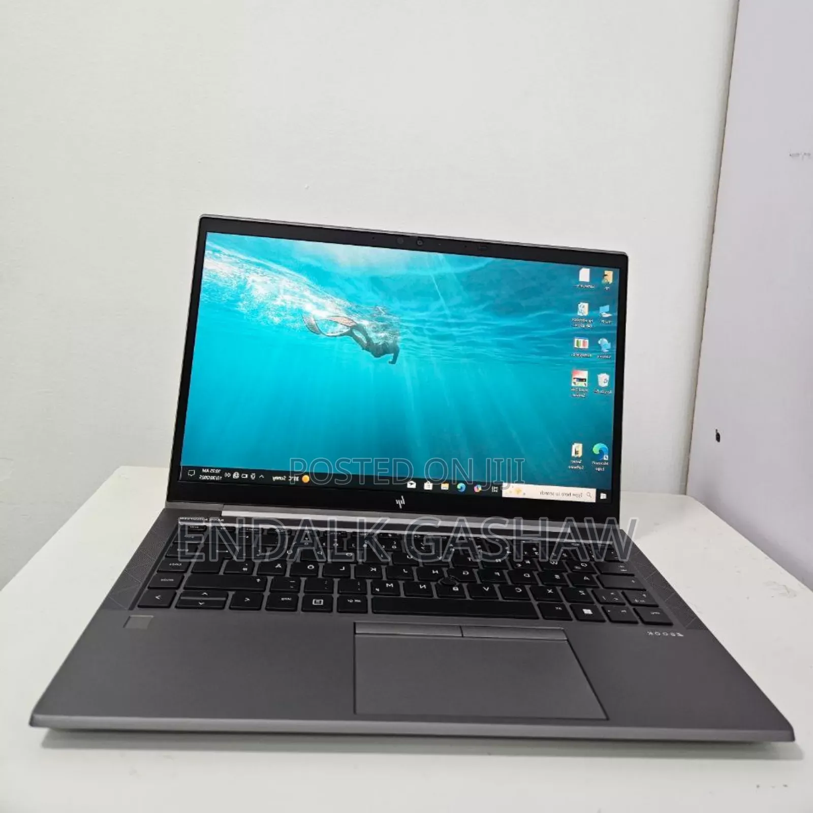 New Laptop HP ZBook Firefly G8 16GB Intel Core I7 SSD 1T