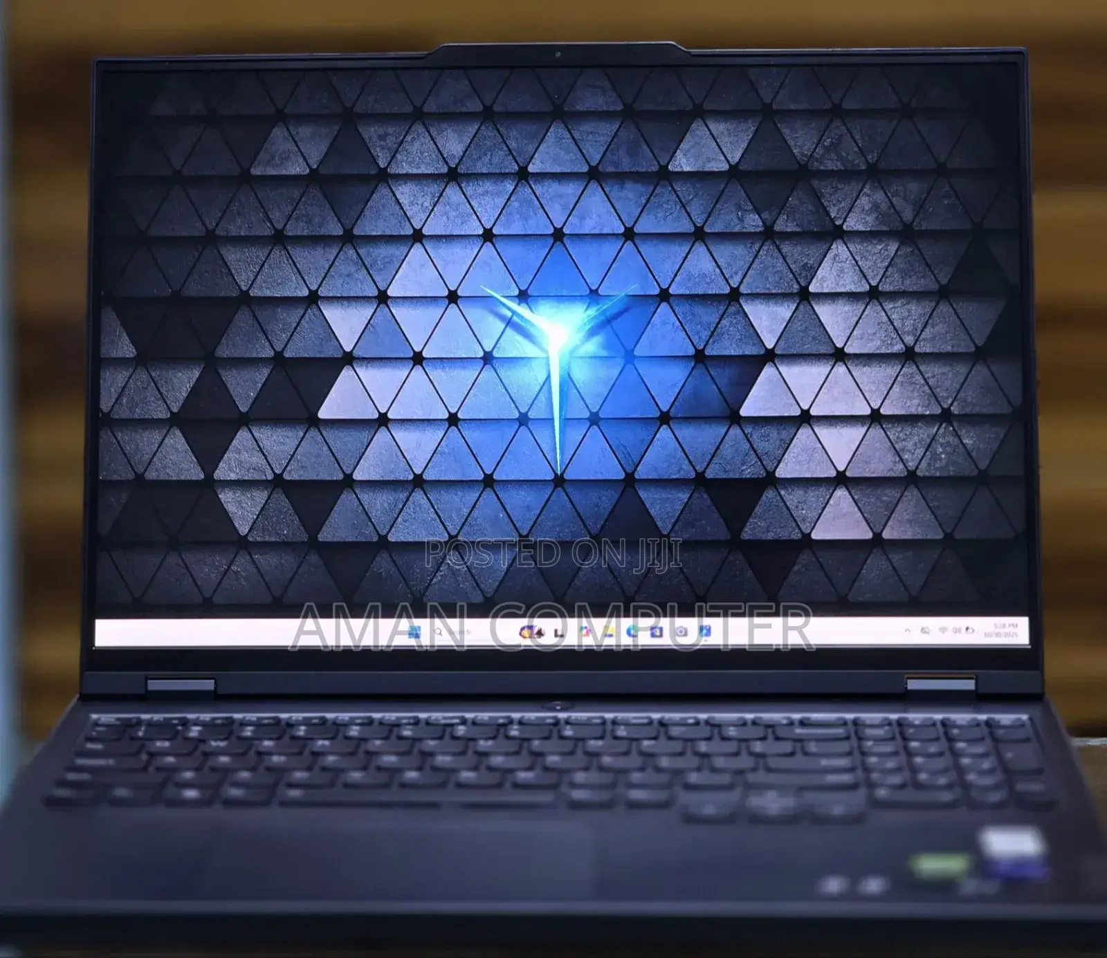 New Laptop Lenovo Legion Y740 16GB Intel Core I9 SSD 1T