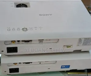Photo - Sony Projector Model Name VPL-Dx100 Hardware Interface Vga