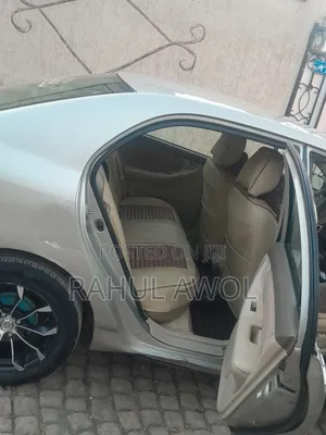 Toyota Corolla Sedan Automatic 2003 Gold