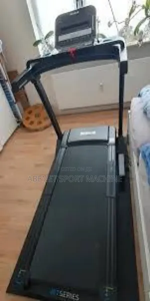 Photo - ዘመናዊ Reebok Jet300 Series Foldable Speakers የመሮጫ ማሽን