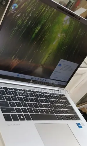 New Laptop HP EliteBook 840 G10 16GB Intel Core I5 SSD 512GB