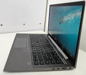 New Laptop HP ZBook Firefly G8 16GB Intel Core I7 SSD 1T