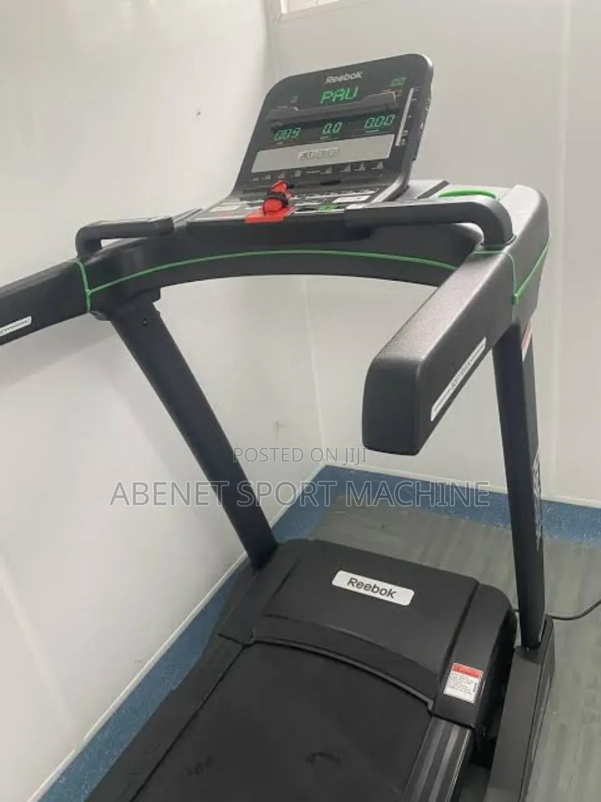 Reebok Jet300 3.5hp Foldable Bluetooth  Standard Treadmill