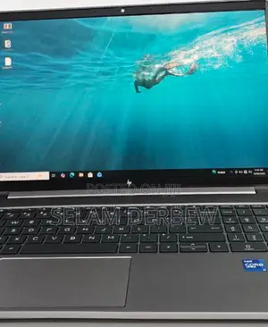 New Laptop HP ZBook Studio G8 32GB Intel Core I7 SSD 1T