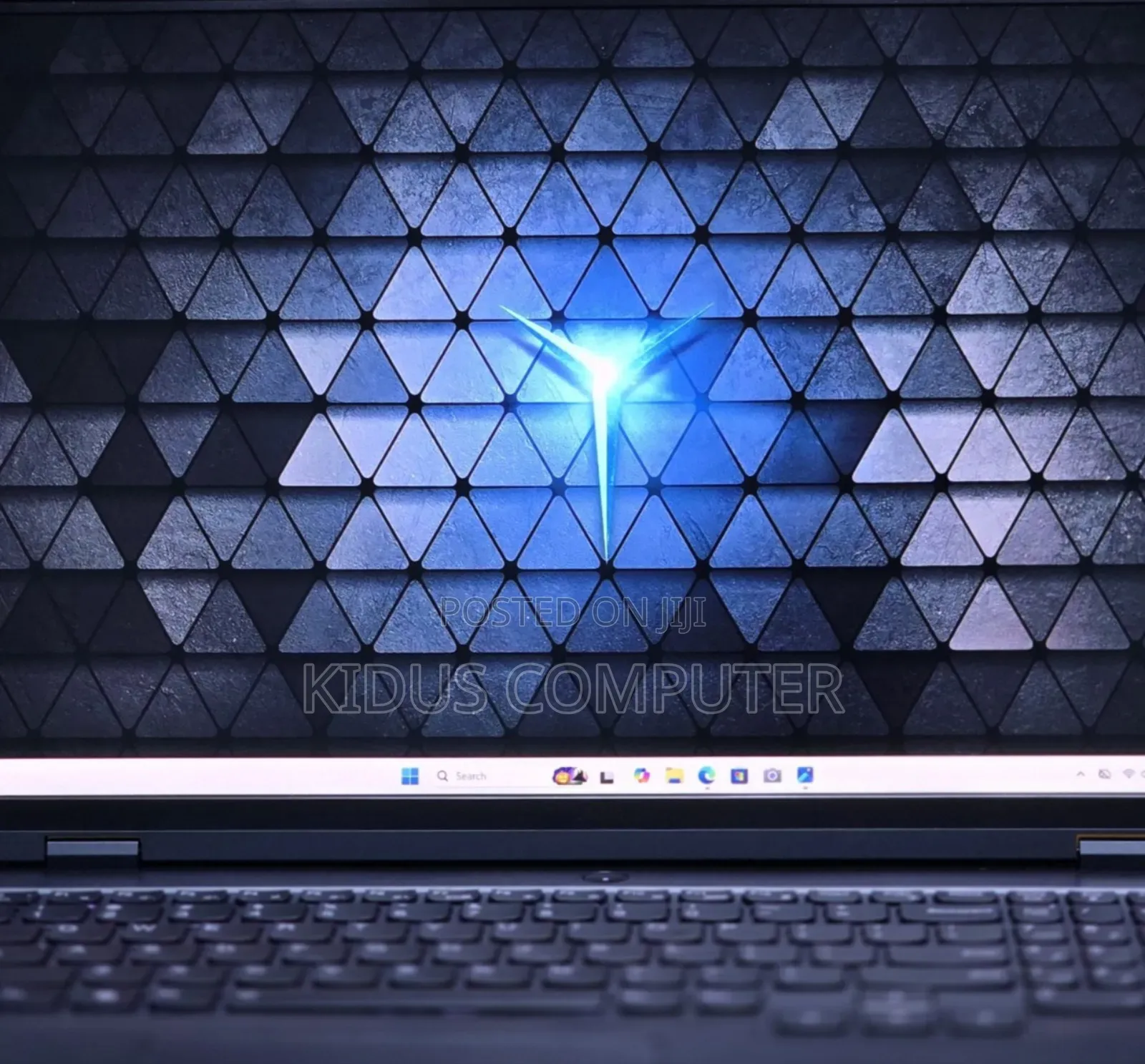 New Laptop Lenovo Y70 16GB Intel Core I9 SSD 1T