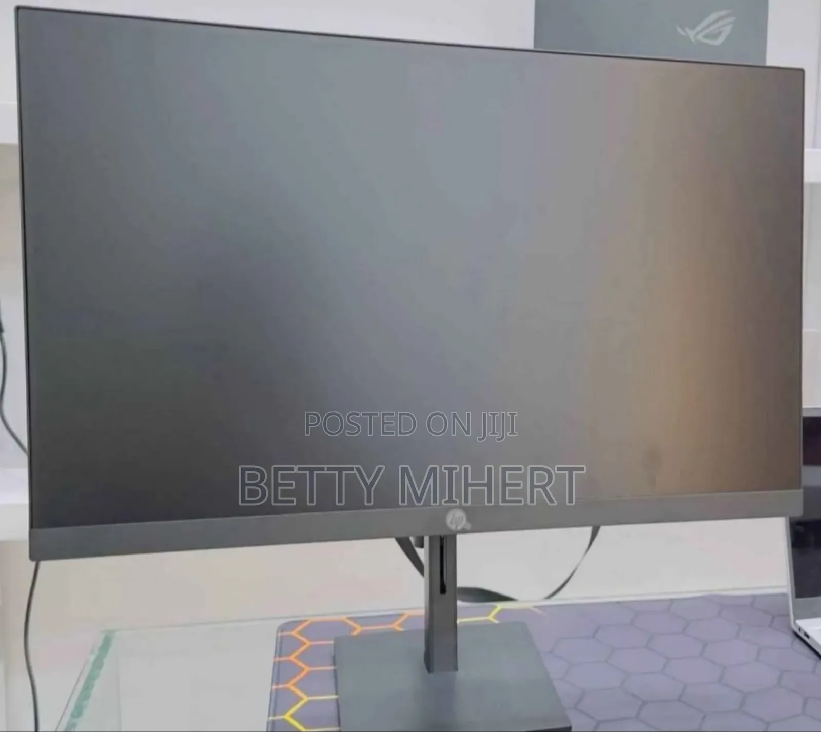 ➤Dell/ Hp Frameless 27incb Monitor