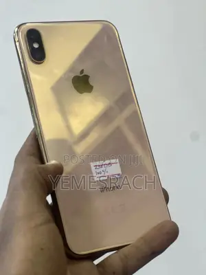 Photo - Apple iPhone XS Max 256 GB Bronze