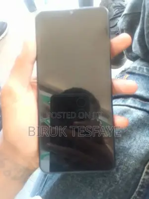 Photo - New Samsung Galaxy A13 64 GB Gray