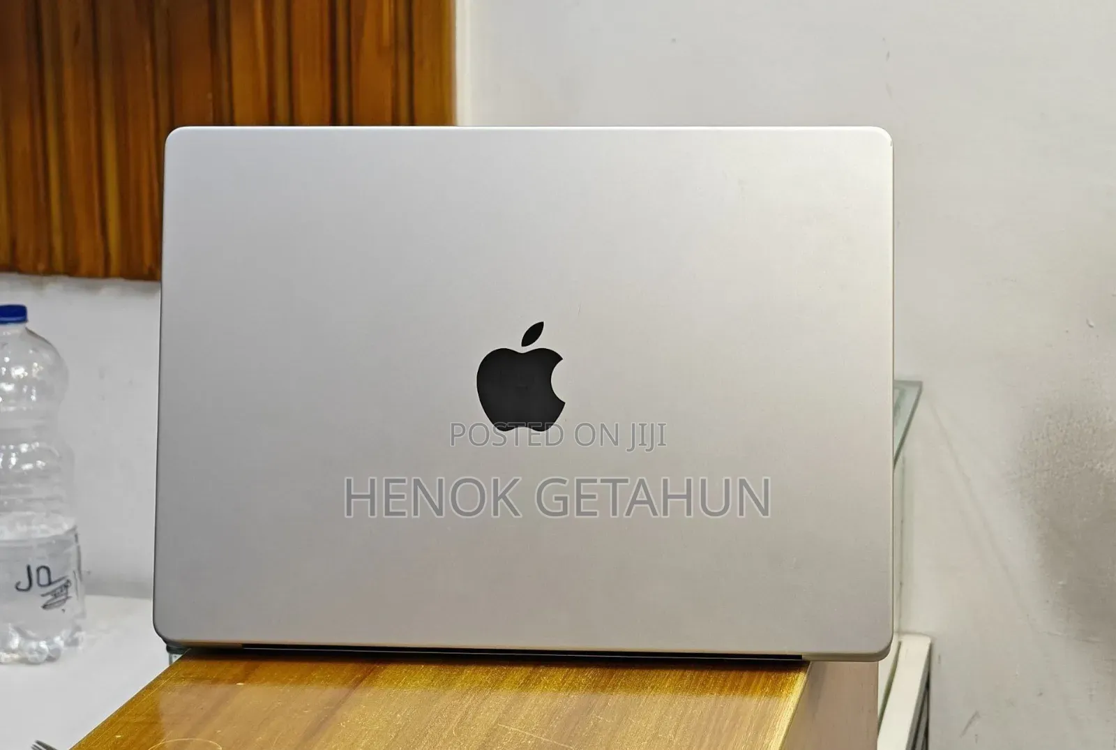 New Laptop Apple MacBook Pro M1 16GB Apple M1 Pro SSD 1T