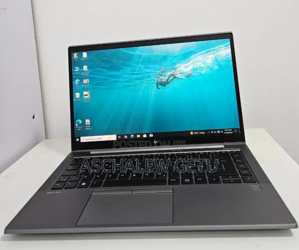 New Laptop HP ZBook 15u 16GB Intel Core I7 SSD 1T