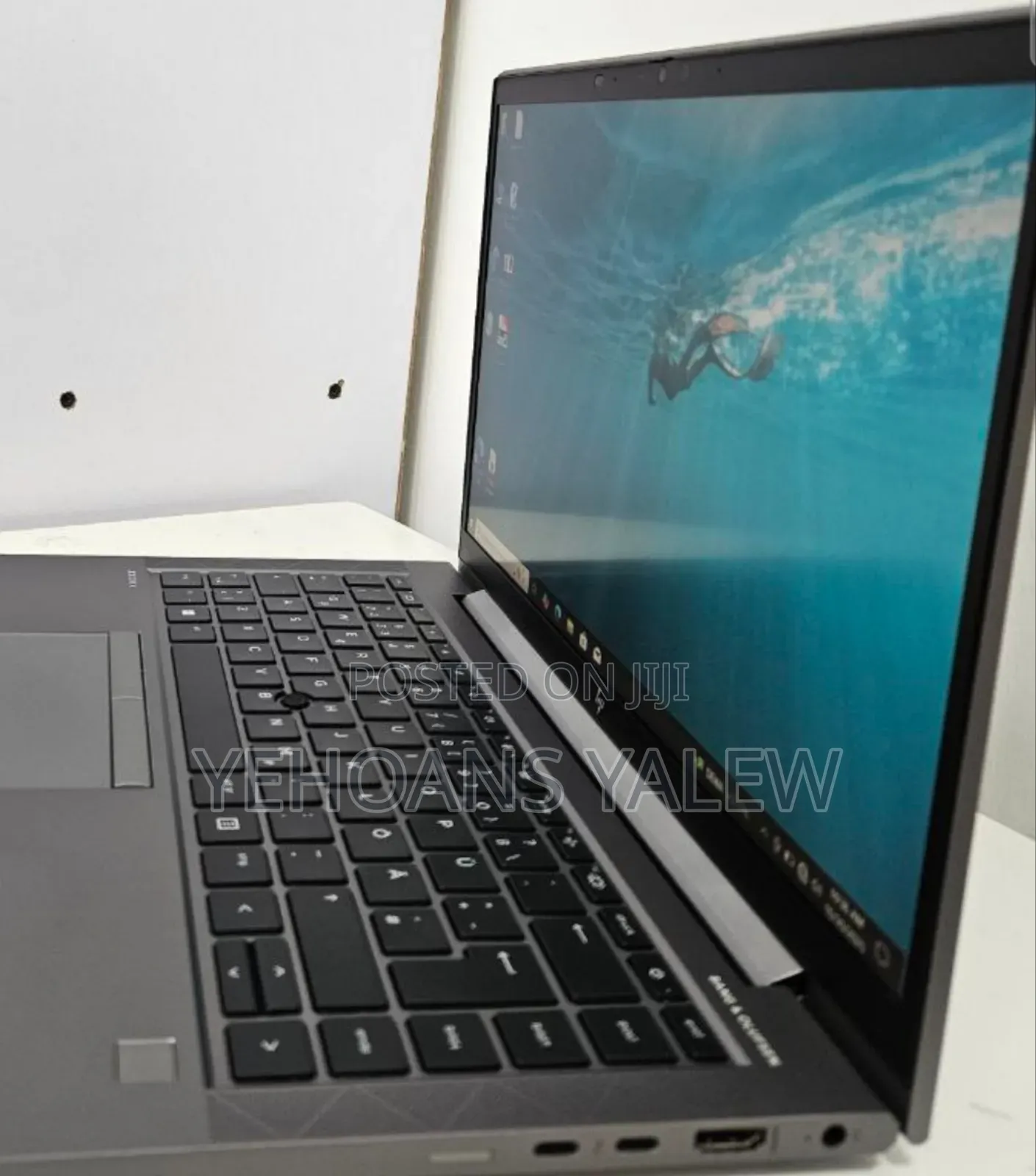 New Laptop HP ZBook Firefly G8 16GB Intel Core I7 SSD 512GB