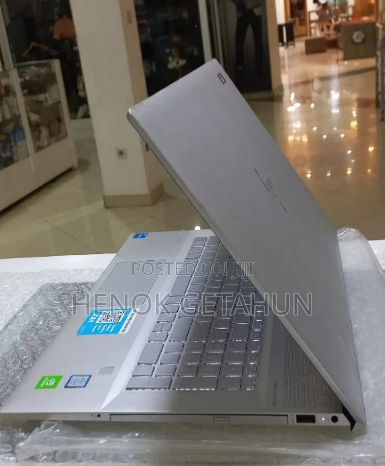 New Laptop HP Envy X360 16GB Intel Core I7 SSD 512GB