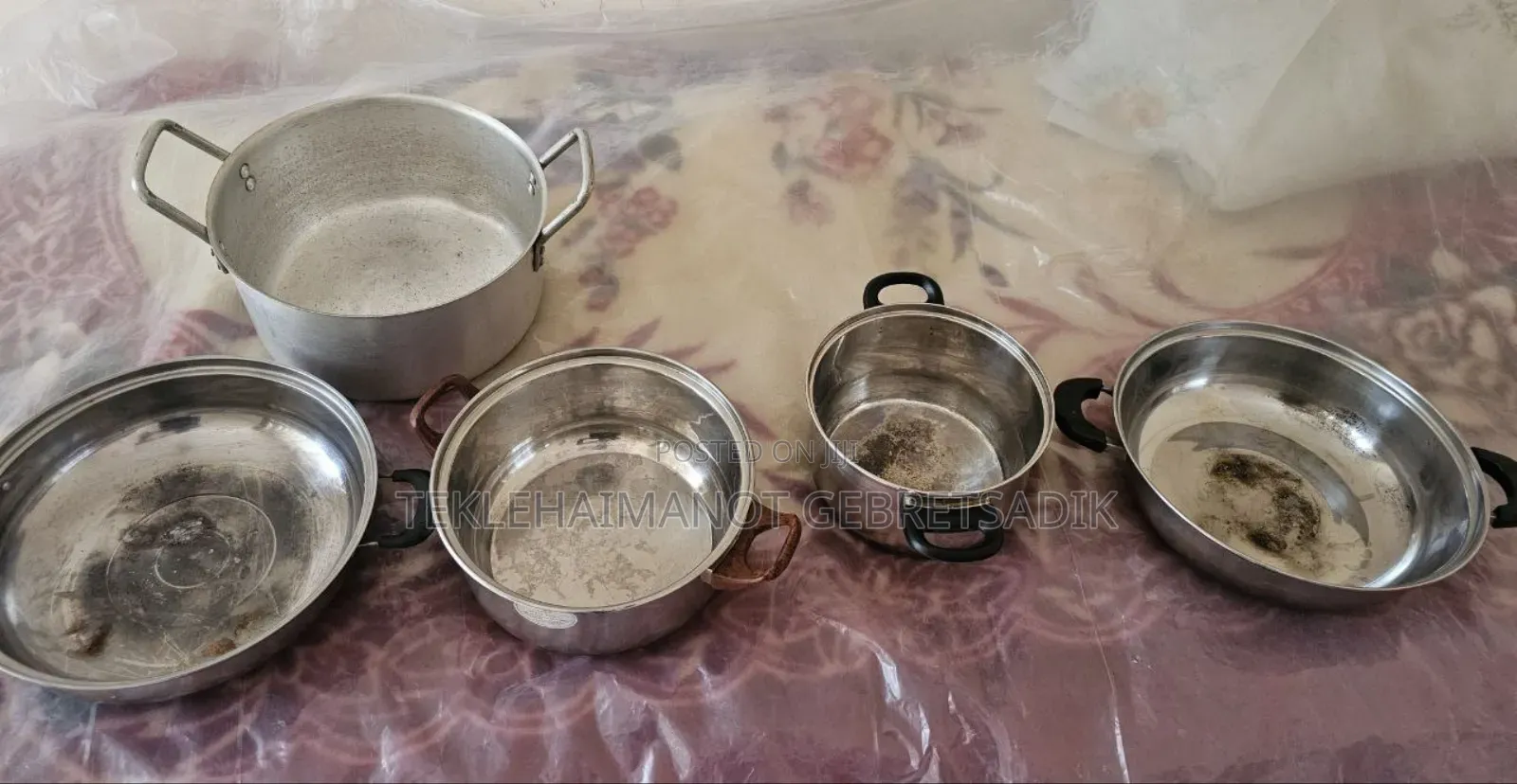 Used Cooking Sets