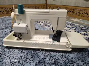 ልብስ መስፊያ ማሽን