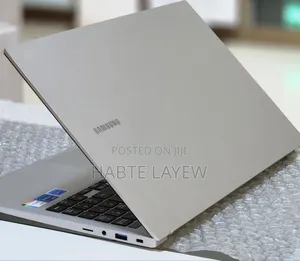 Photo - New Laptop Samsung NP-X360 8GB Intel Core I5 SSD 256GB