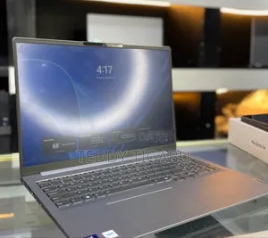 New Laptop Lenovo 16GB Intel Core Ultra 7 SSD 512GB