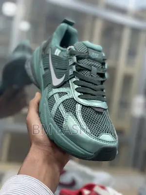 Nike V2k Run Sneakers Green Comfortable Shoes