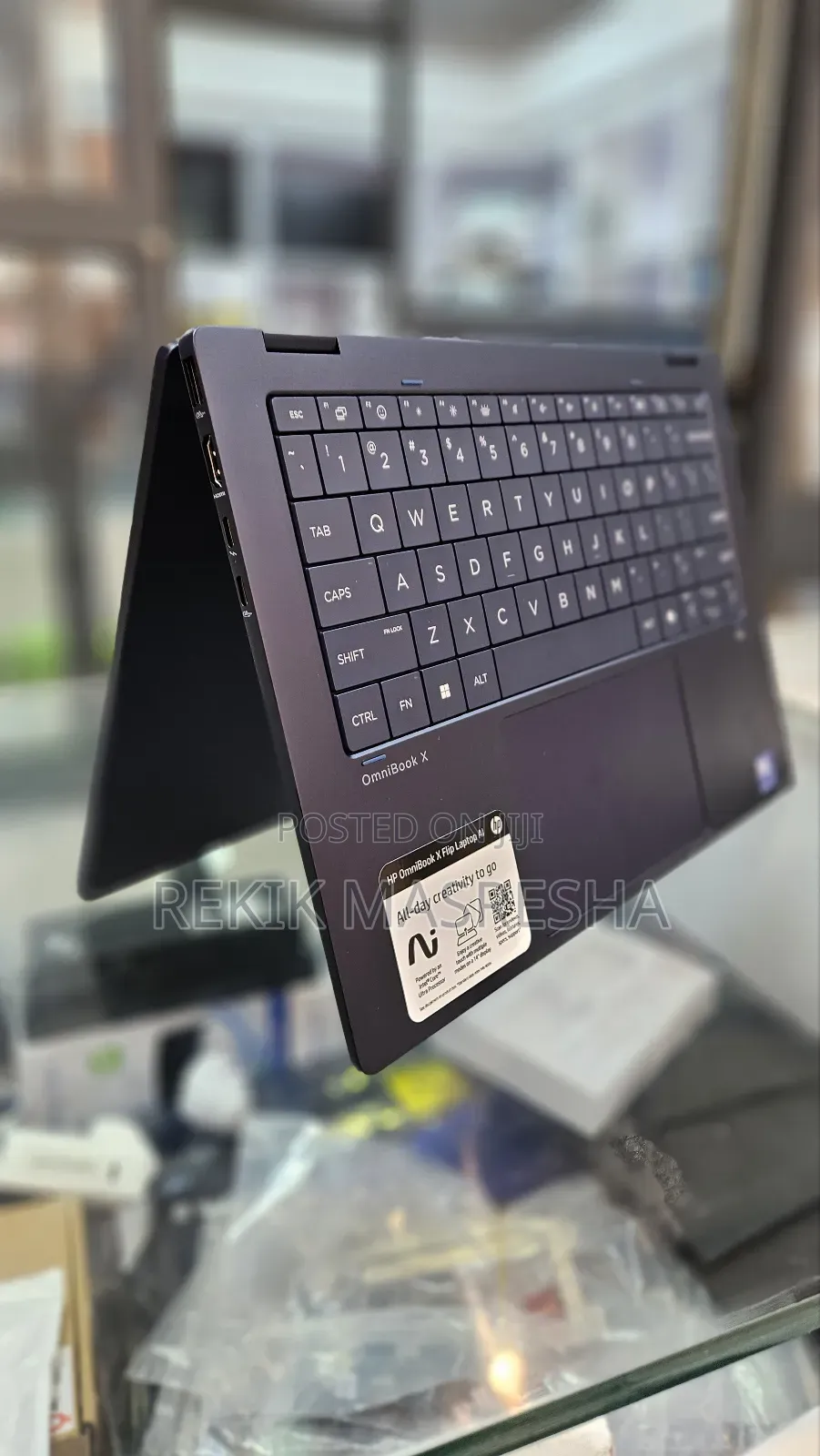 New Laptop HP OmniBook X Flip 14" 16GB Intel Core Ultra 7 SSD 1T