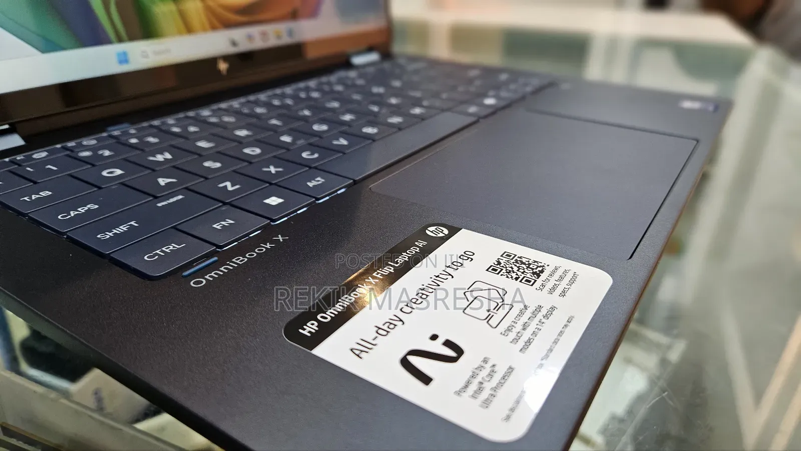 New Laptop HP OmniBook X Flip 14" 16GB Intel Core Ultra 7 SSD 1T