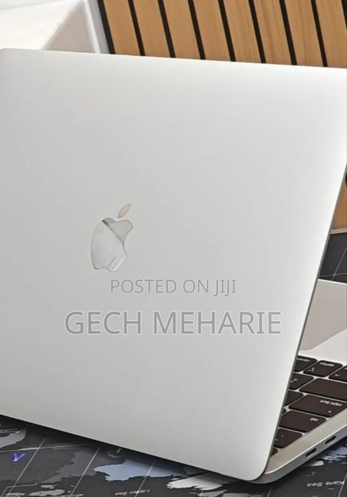 New Laptop Apple MacBook Pro 2022 M2 8GB Apple M2 SSD 256GB