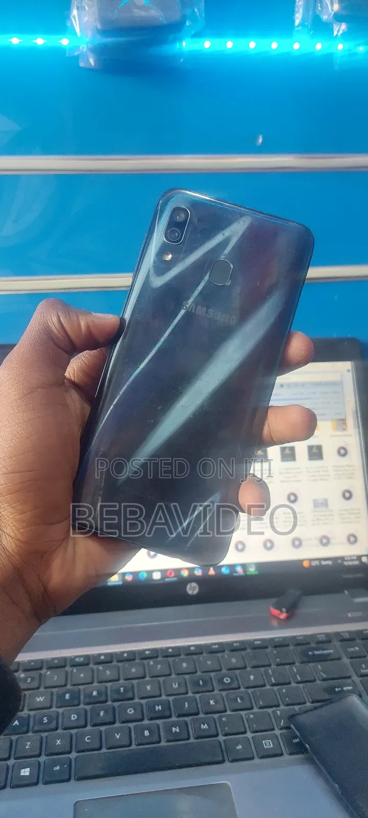 Samsung Galaxy A30 32 GB Black