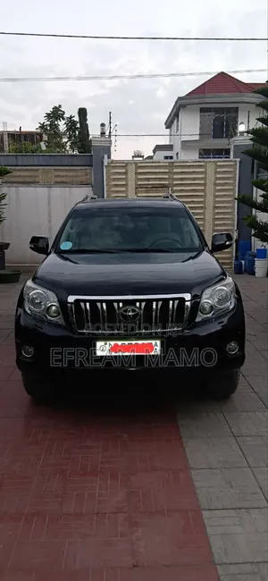 Toyota Land Cruiser 2013 Black
