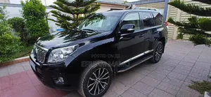 Toyota Land Cruiser 2013 Black