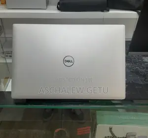 New Laptop Dell Precision 5540 16GB Intel Core I9 SSD 512GB