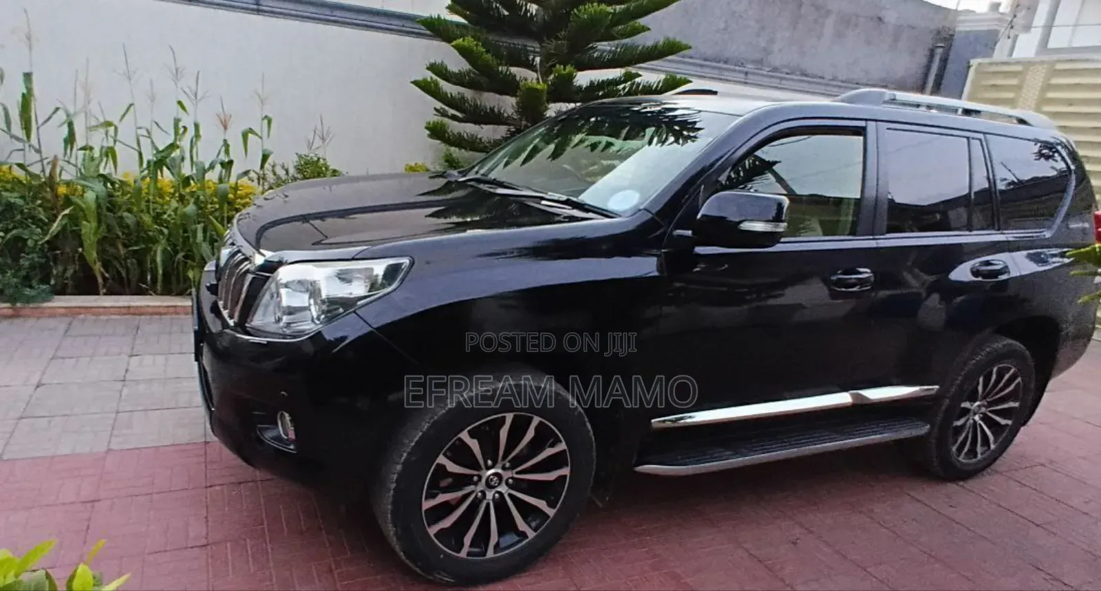 Toyota Land Cruiser 2013 Black