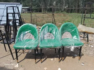Photo - ከአስተማማኝ ጥንካሬ እና ምቾት ጋራ a Cafeteria Restaurant Chairs to Tables