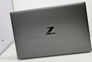 New Laptop HP ZBook Firefly G8 16GB Intel Core I7 SSD 1T