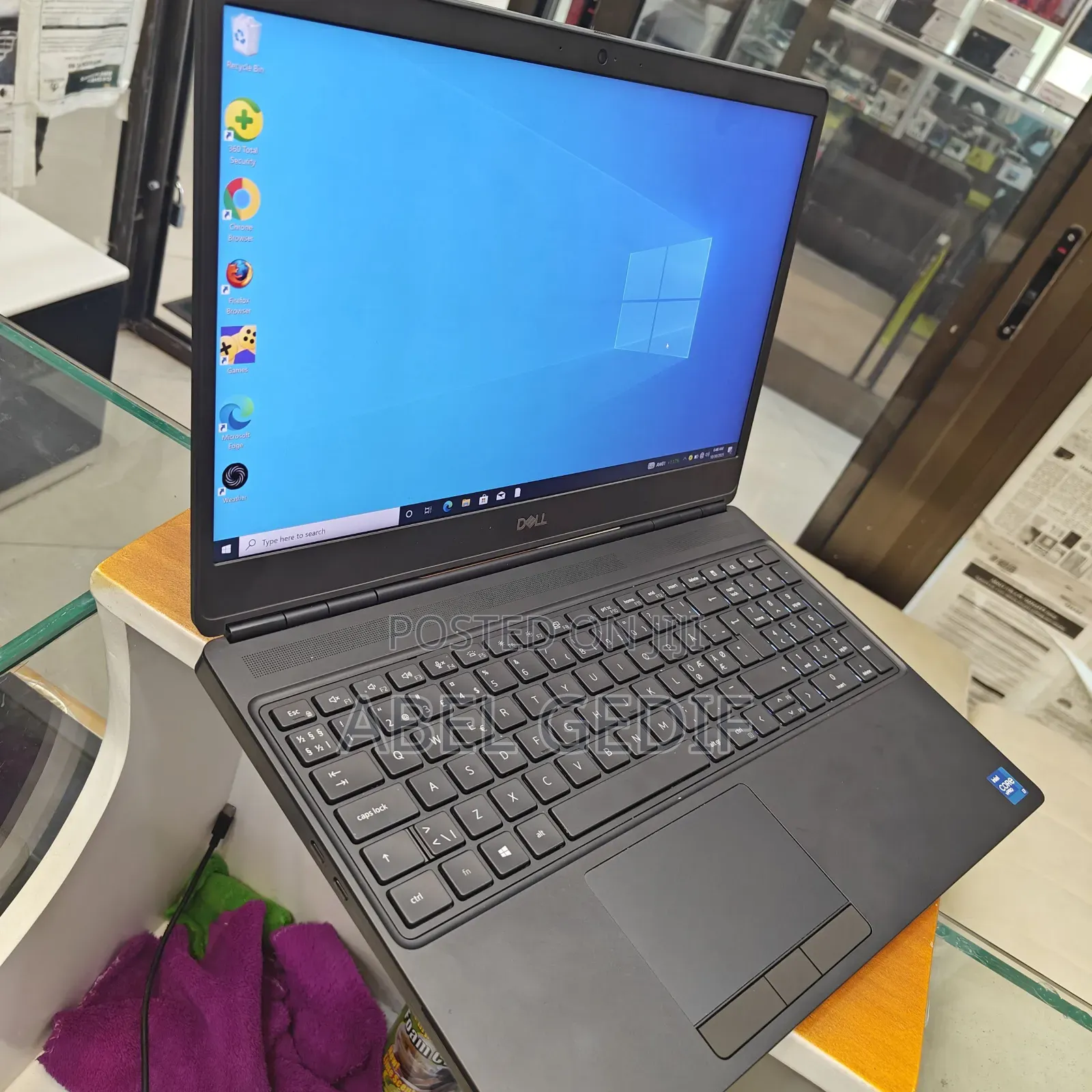 New Laptop Dell 32GB Intel Core I7 SSD 512GB