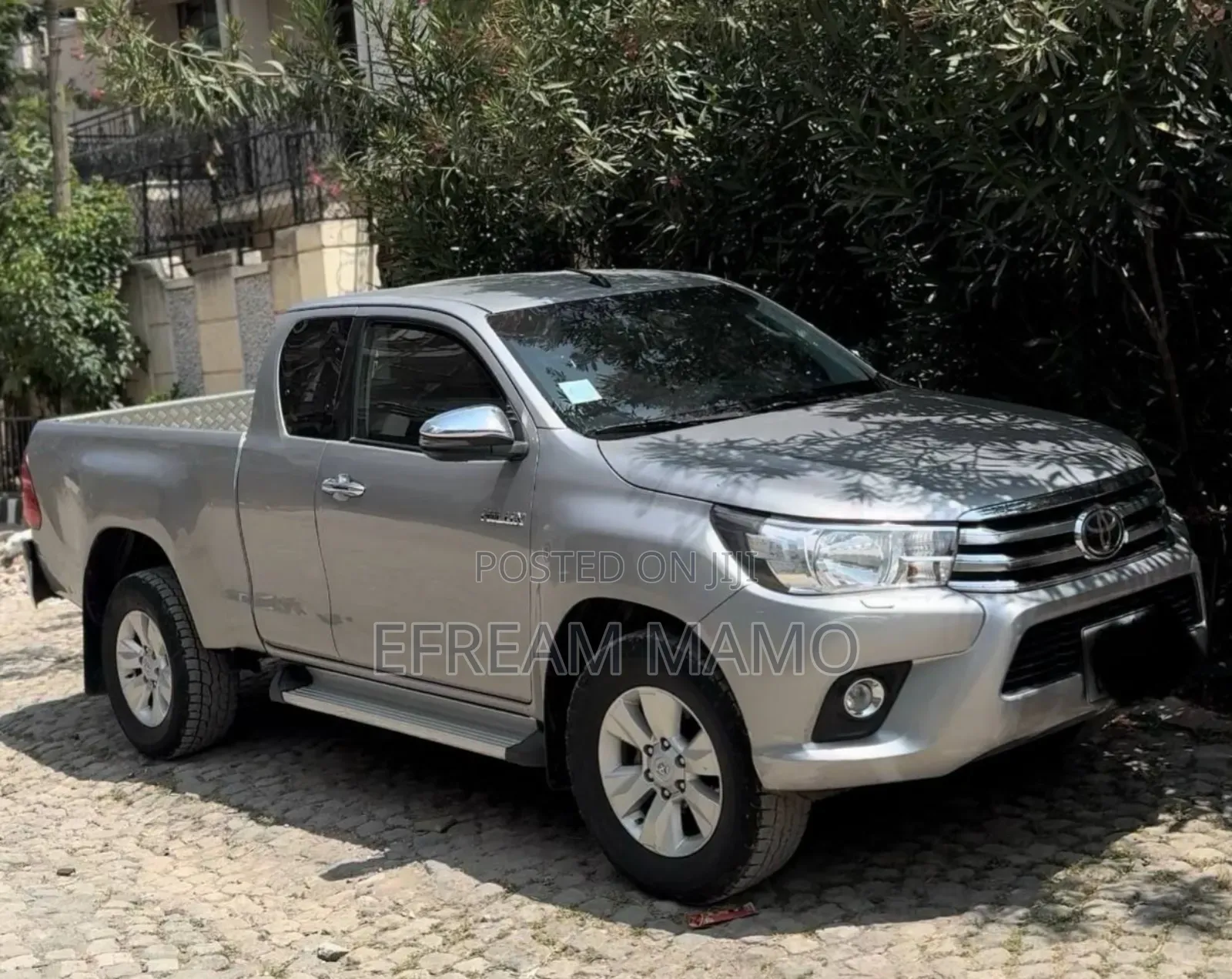 Toyota Hilux 2019 Silver