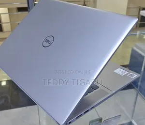 New Laptop Dell Inspiron 16 5620 16GB Intel Core I7 SSD 512GB