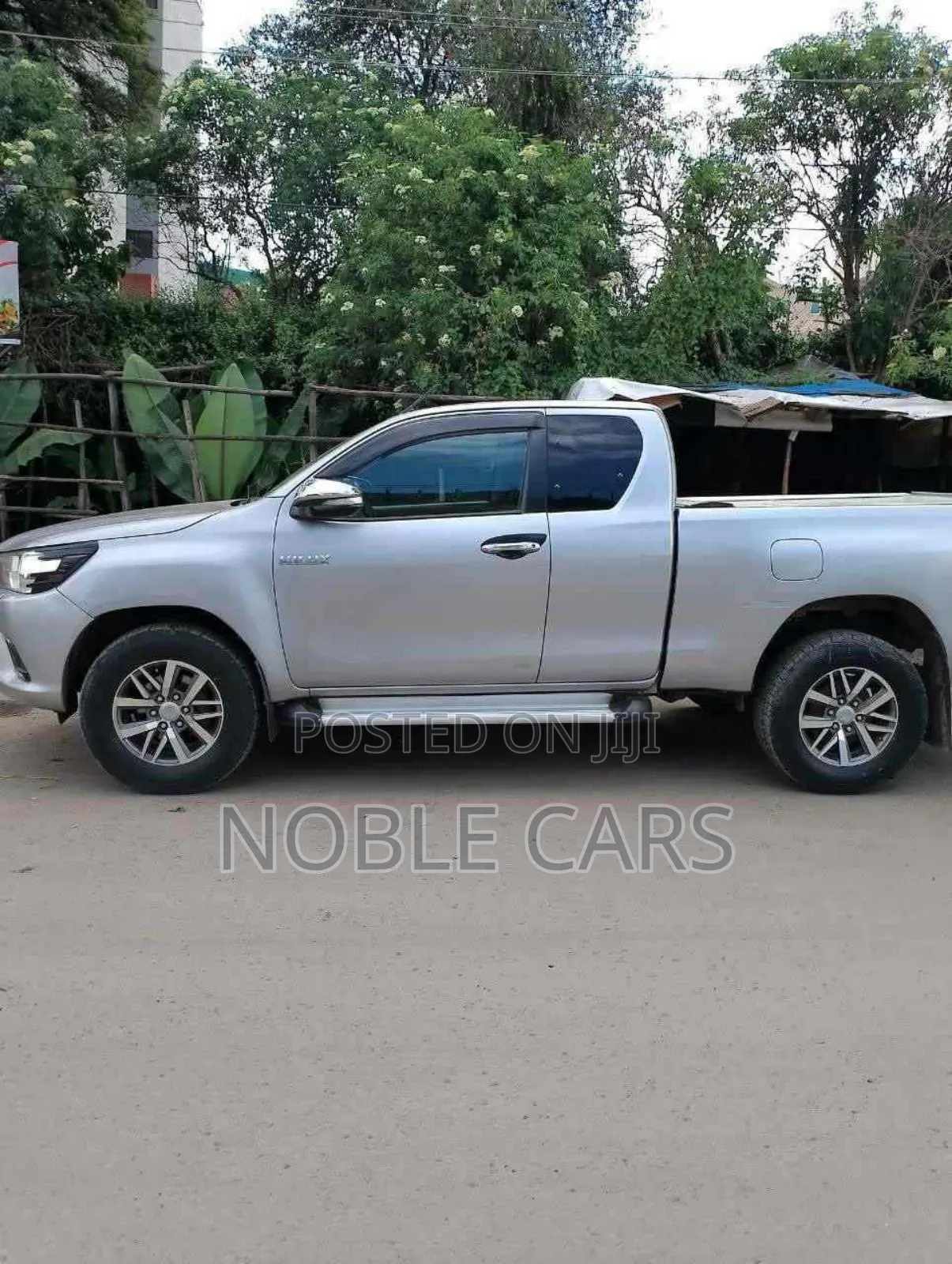 Toyota Land Cruiser 2019 Gold