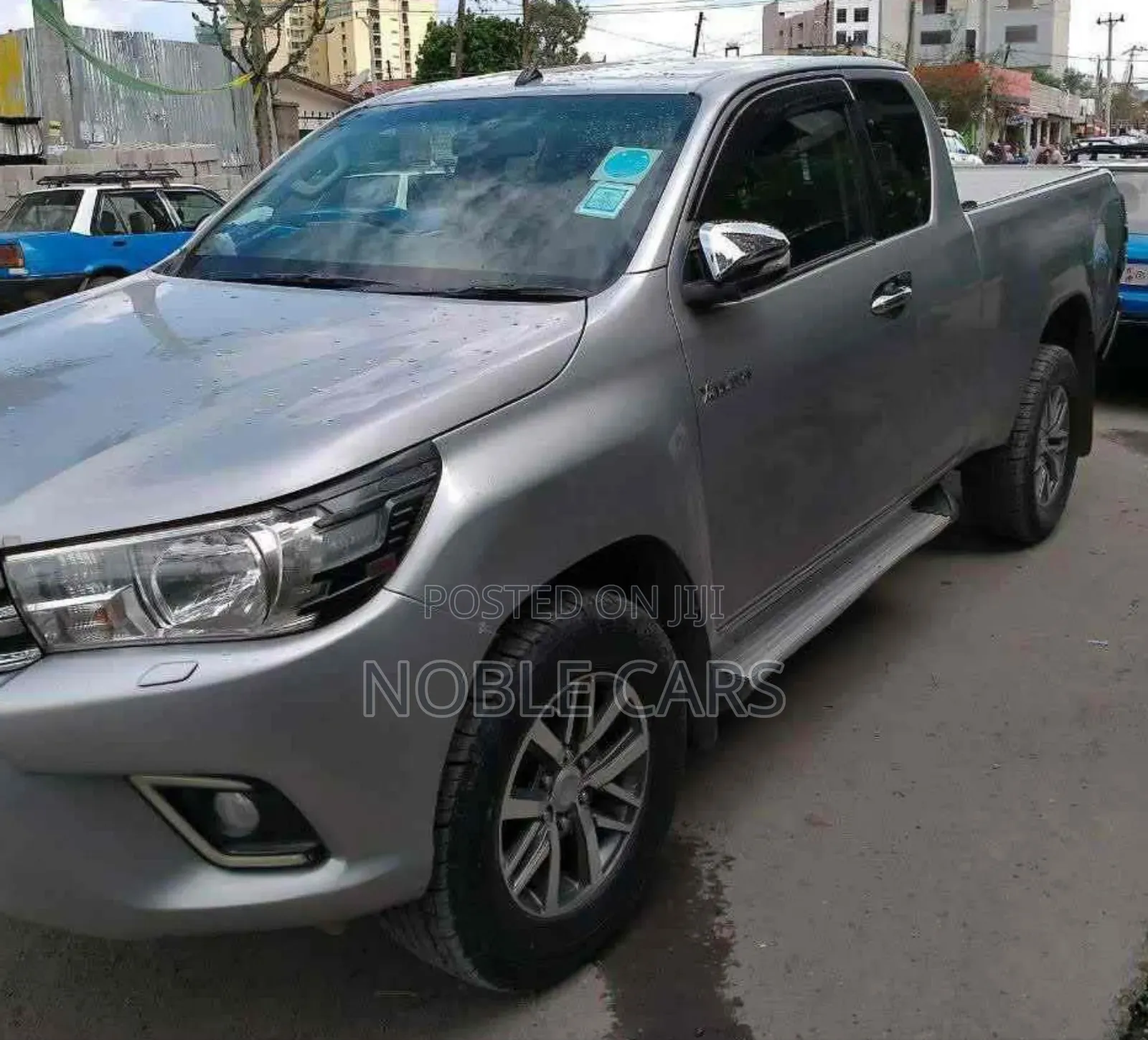 Toyota Land Cruiser 2019 Gold