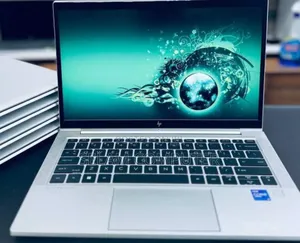 New Laptop HP EliteBook 830 G8 16GB Intel Core I5 SSD 512GB