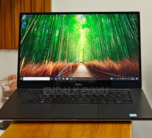 Photo - New Laptop Dell Precision 5540 16GB Intel Core I9 SSD 512GB