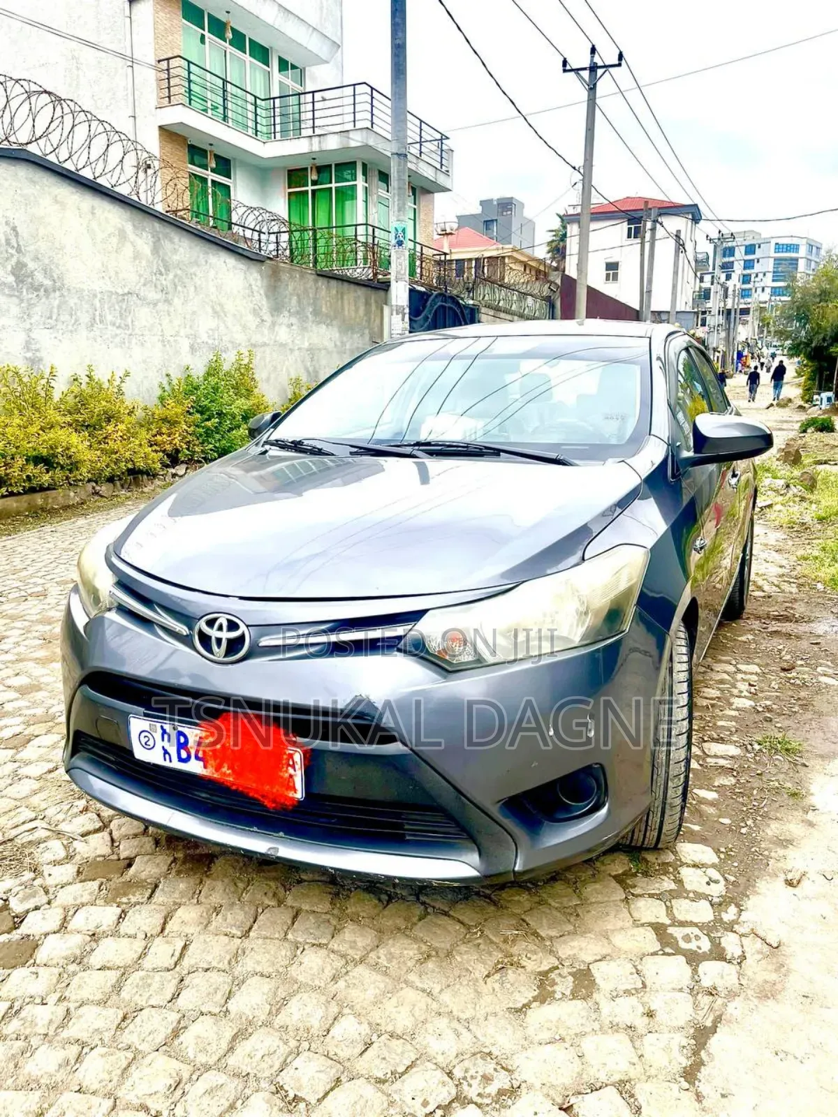 Toyota Yaris 2016 Gray